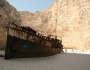 epava-golful-navagio-poarta-insemnele-miilor-turisti-au-trecut-a